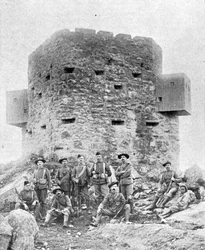 Einer der neuen Blockhausforts, die jetzt in ganz Transvaal und den Orangenflusskolonien errichtet werden, Südafrika, Illustration aus The King, 25. Mai 1901